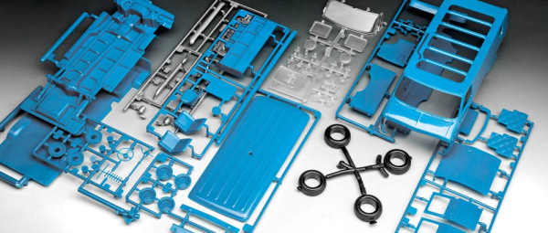 Stranger Things Model Kit 1/25 Squawk Van (Aqua Color) 21 cm 7