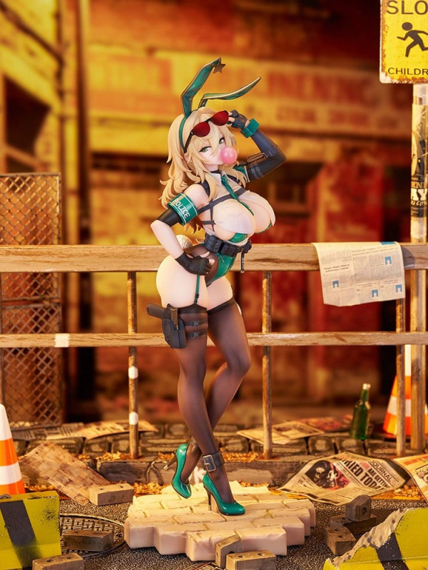 Original Character Figure 1/6 Bunny Cops 01 Illustration by CheLA77 30 cm 5
