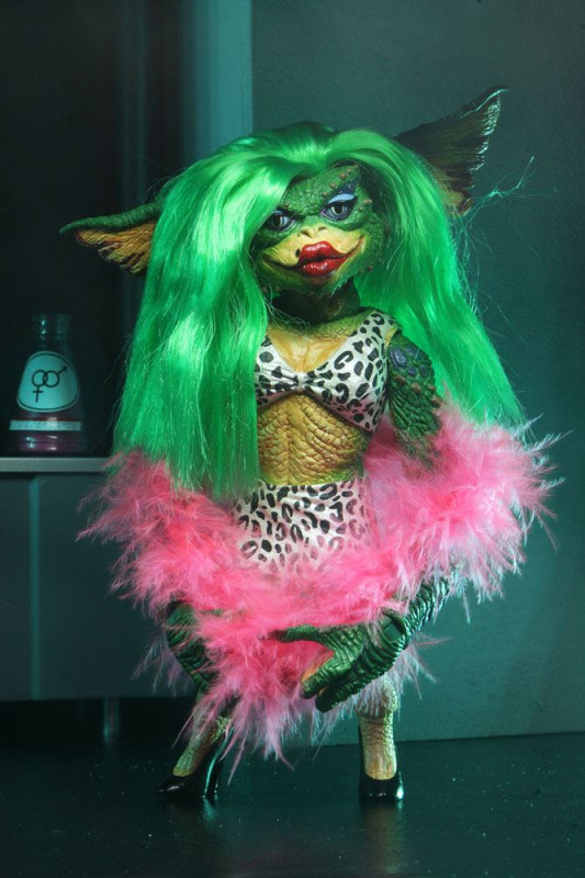 Gremlins 2 Ultimate Action Figure Greta 15 cm 6
