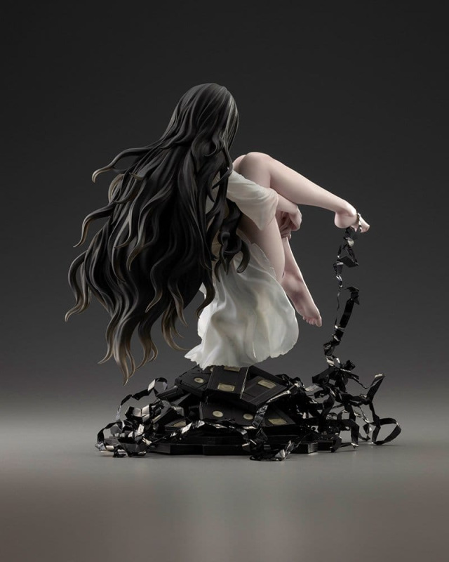 Sadako Horror Bishoujo PVC Figure 1/7 Sadako 17 cm 4