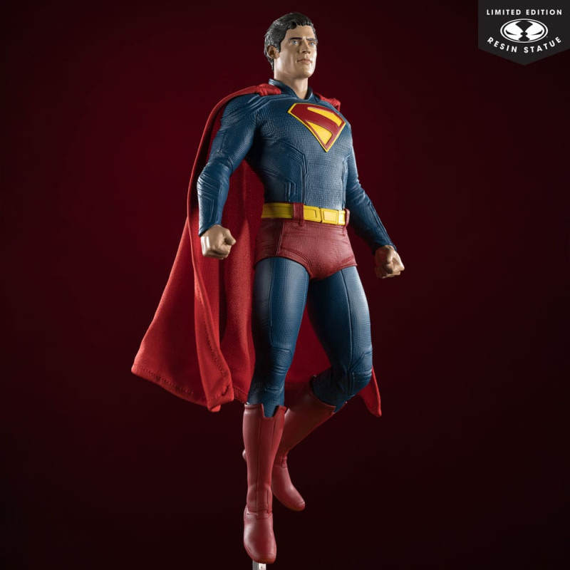 Superman (2025) DC Direct 1/6 Statue Superman 35 cm 3