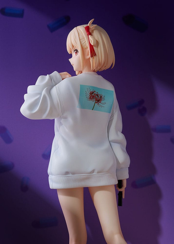 Lycoris Recoil PVC Statue 1/7 Chisato Nishikigi: Oversized Sweatshirt Ver. 25 cm 10