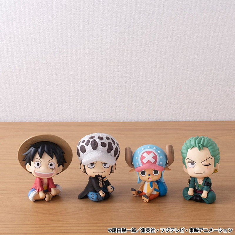 One Piece Look Up PVC Statue Trafalgar Law 11 cm 9