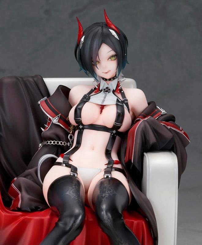 Azur Lane PVC Statue Ulrich von Hutten AmiAmi Exclusive 20 cm