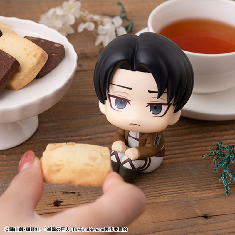 Attack on Titan Look Up PVC Statue Levi 11 cm 5
