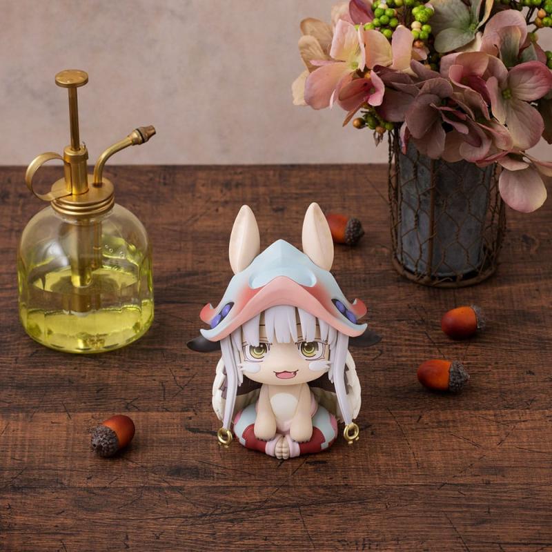 Made in Abyss: The Golden City of the Scorching Sun Look Up PVC Statue Nanachi 11 cm (With Gift)