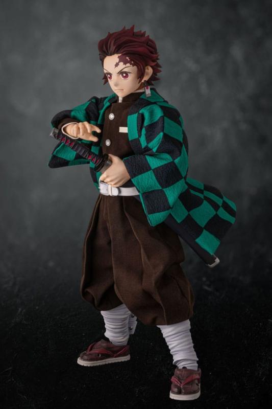 Demon Slayer: Kimetsu no Yaiba Statue 1/6 Tanjiro Kamado 20 cm