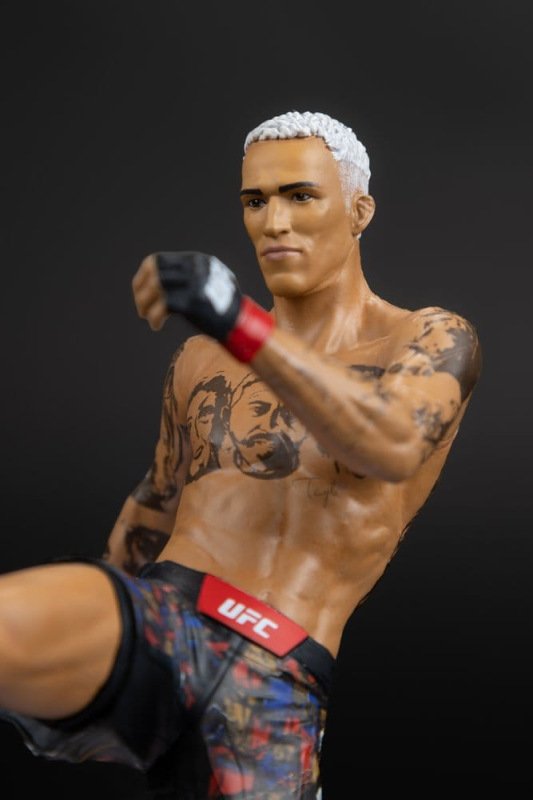 UFC Posed PVC Statue Charles Oliveira 17 cm 10