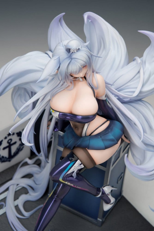Azur Lane PVC Figure 1/7 Shinano Moonlit Chrome Ver. 25 cm 2