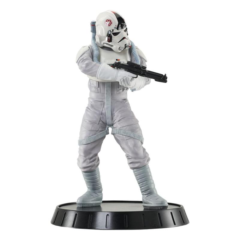 Star Wars: The Empire Strikes Back Milestones Statue 1/6 AT-AT Pilot 30 cm