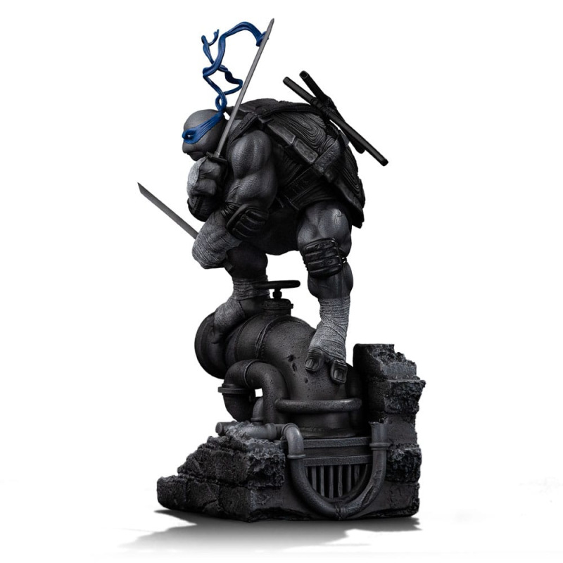 Teenage Mutant Ninja Turtles Art Scale Statue 1/10 Leonardo Black and White Variant 26 cm heo exclus 1