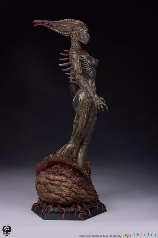 Species Statue 1/3 Sil 66 cm