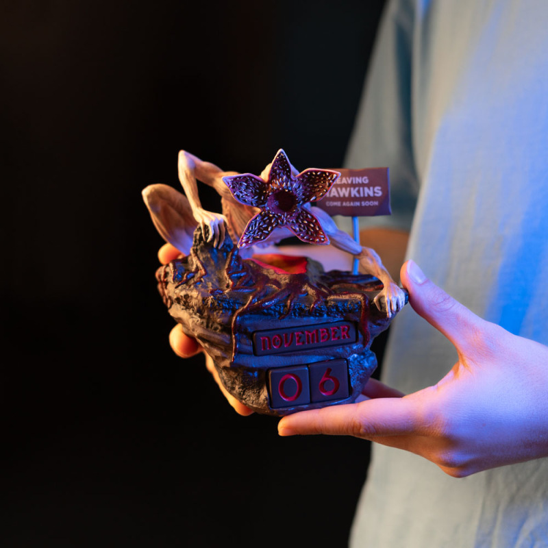 Stranger Things 3D perpetual Calendar 6