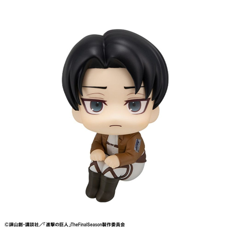 Attack on Titan Look Up PVC Statue Levi 11 cm 1