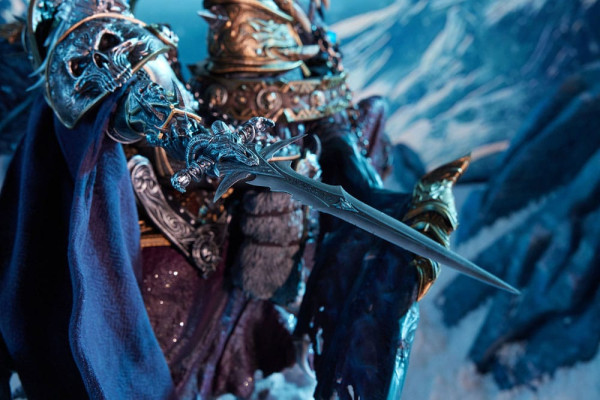 World of Warcraft Statue The Lich King & Invincible 68 cm 7