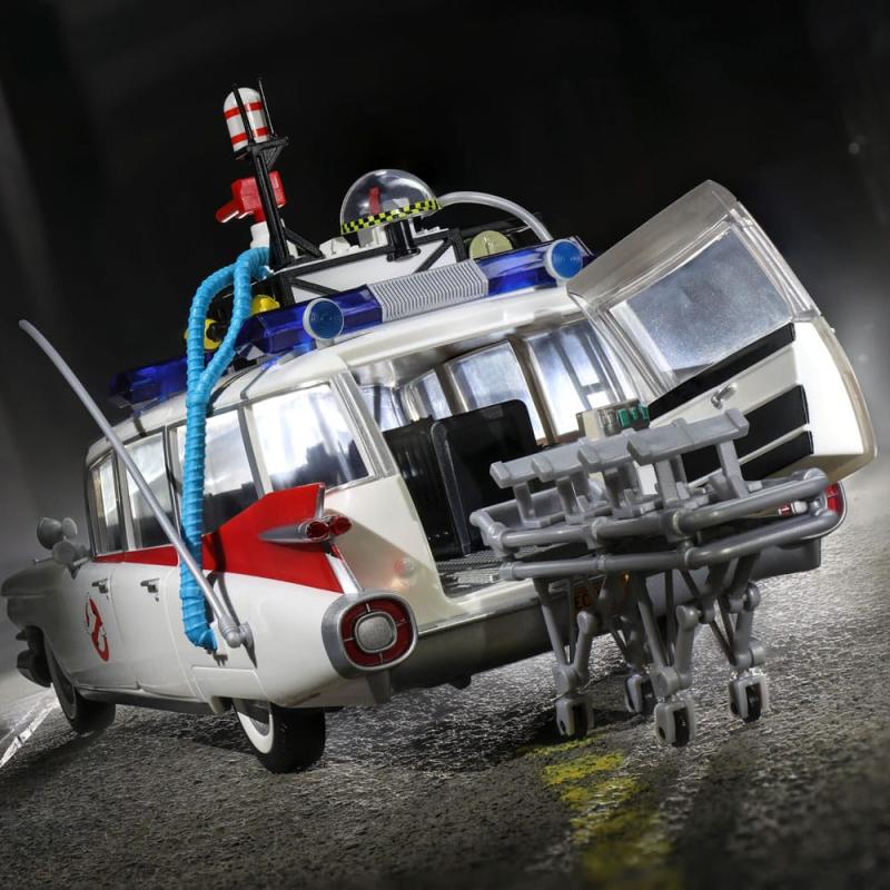 Ghostbusters Plasma Series Vehicle 1/18 Ecto-1 (1984)