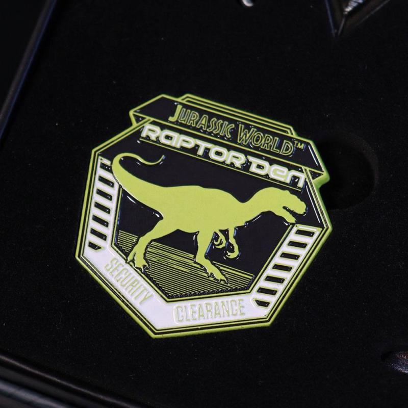 Jurassic World Pin Badge 3-Pack Raptor Training Commendation Limited Edition