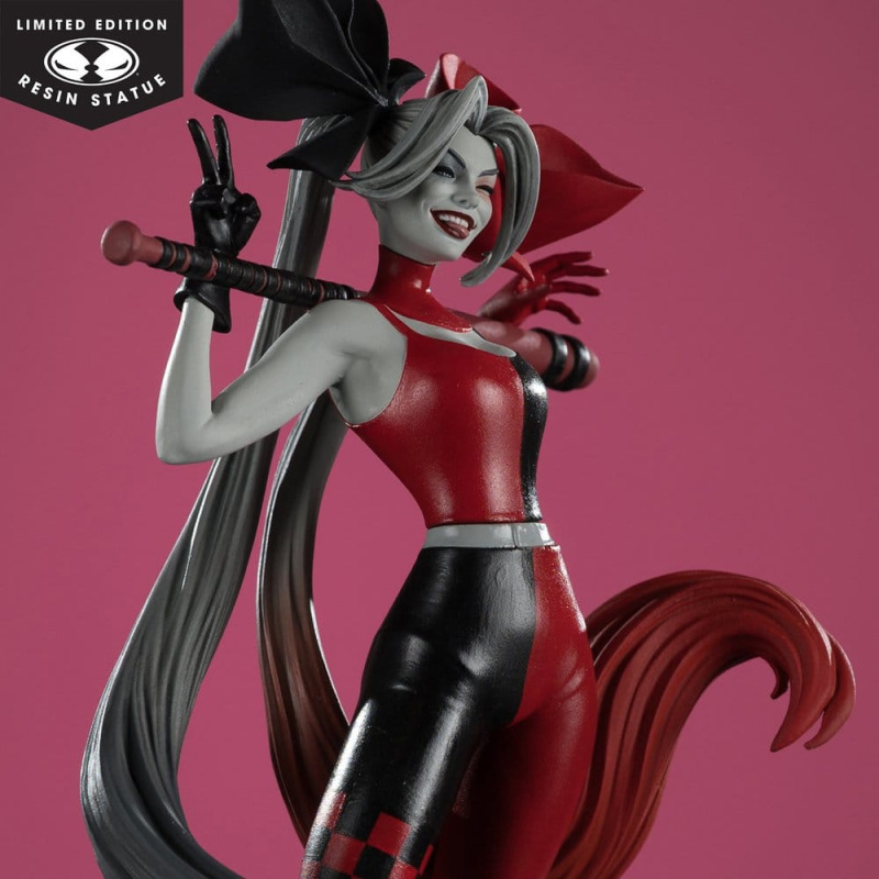 DC Direct Harley Quinn: Red, White & Black Statue 1/10 Harley Quinn by Alex Garner 21 cm 7