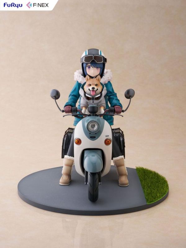 Laid Back Camp F:NEX PVC Statue 1/7 Rin Shima 20 cm