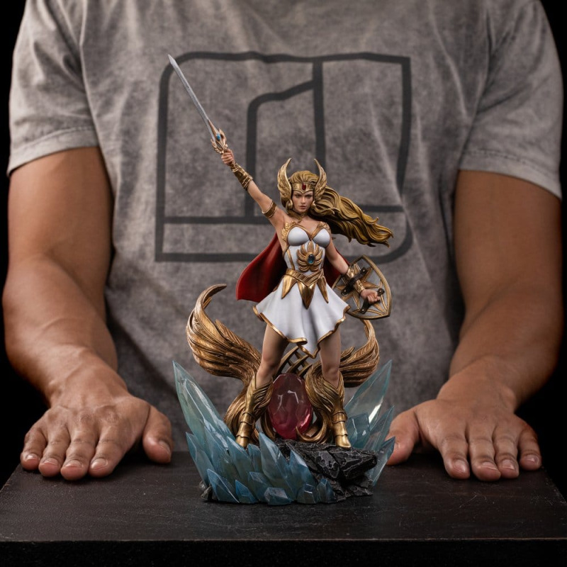 Masters of the Universe Art Scale (Unleashed) Statue 1/10 She-Ra Unleashed 31 cm 10