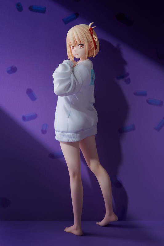 Lycoris Recoil PVC Statue 1/7 Chisato Nishikigi: Oversized Sweatshirt Ver. 25 cm 7