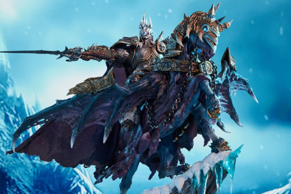 World of Warcraft Statue The Lich King & Invincible 68 cm 4