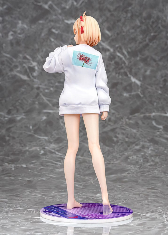 Lycoris Recoil PVC Statue 1/7 Chisato Nishikigi: Oversized Sweatshirt Ver. 25 cm 3