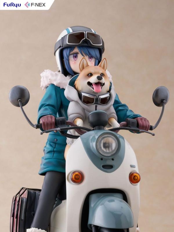 Laid Back Camp F:NEX PVC Statue 1/7 Rin Shima 20 cm