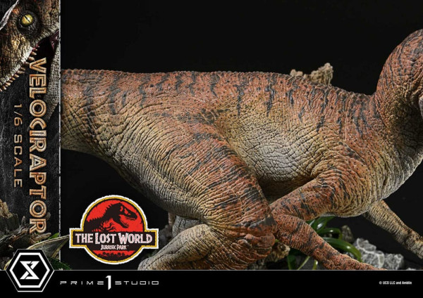 Jurassic Park II Legacy Museum Collection Statue 1/6 Velociraptor 41 cm 13