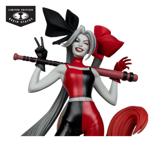 DC Direct Harley Quinn: Red, White & Black Statue 1/10 Harley Quinn by Alex Garner 21 cm 1