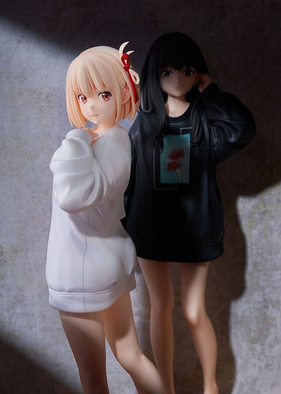 Lycoris Recoil PVC Statue 1/7 Chisato Nishikigi: Oversized Sweatshirt Ver. 25 cm 13