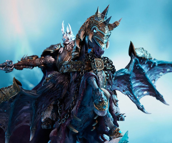 World of Warcraft Statue The Lich King & Invincible 68 cm 3