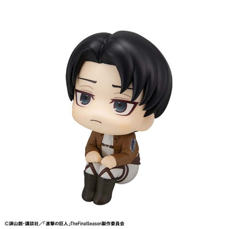 Attack on Titan Look Up PVC Statue Levi 11 cm 2