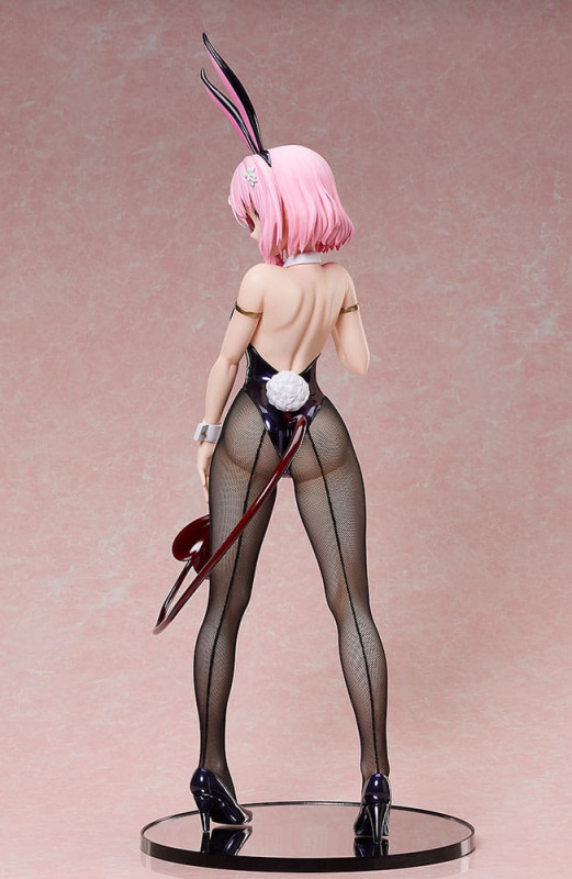 To Love-Ru Darkness PVC Statue 1/3 Momo Belia Deviluke: Bunny Ver. 61 cm 3