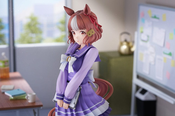 Uma Musume Pretty Derby PVC Statue 1/7 Belno Light 25 cm 4