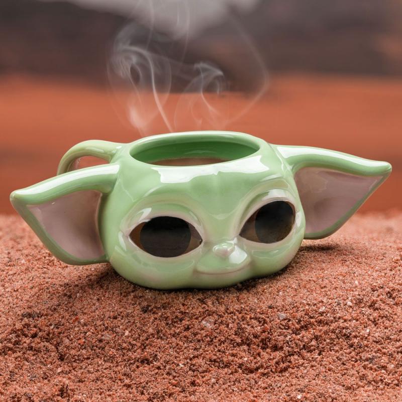 Star Wars: The Mandalorian Shaped Mug The Child