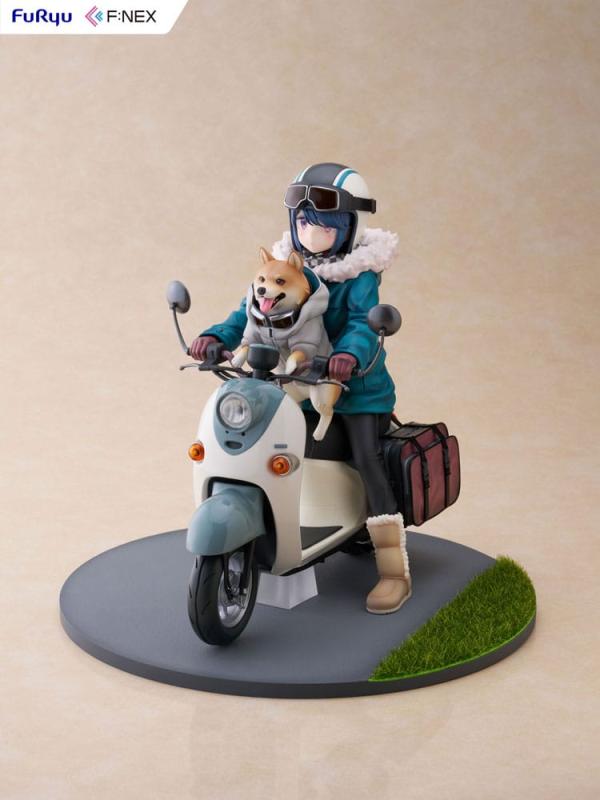 Laid Back Camp F:NEX PVC Statue 1/7 Rin Shima 20 cm