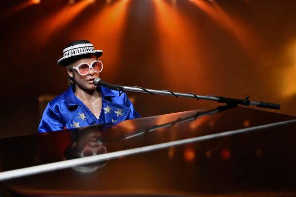 Elton John Clothed Action Figure Live in '76 Deluxe Set 20 cm
