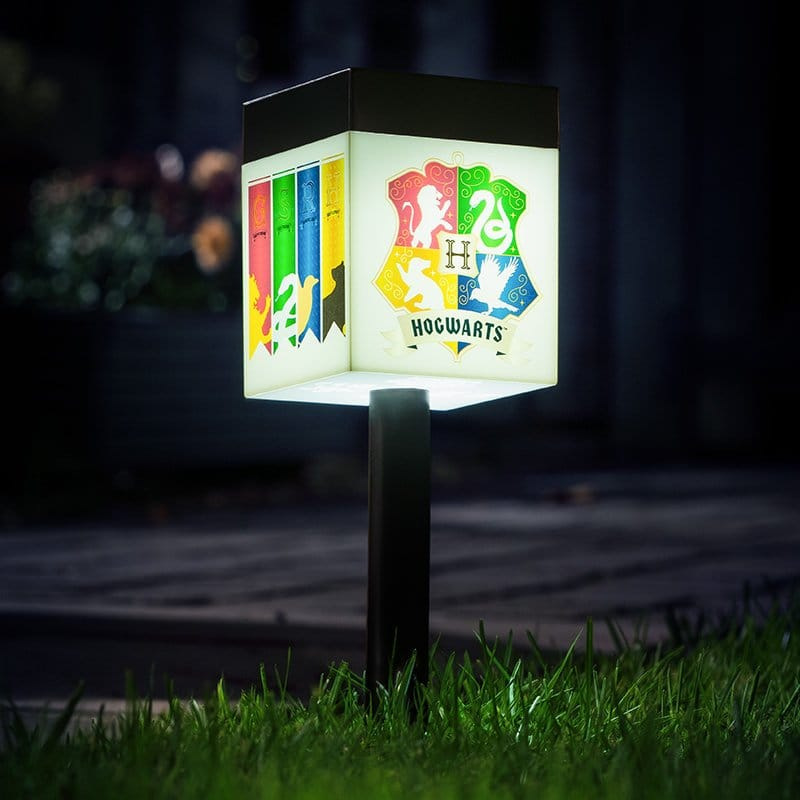 Harry Potter LunaGlo Solar Stake Light Hogwarts 2