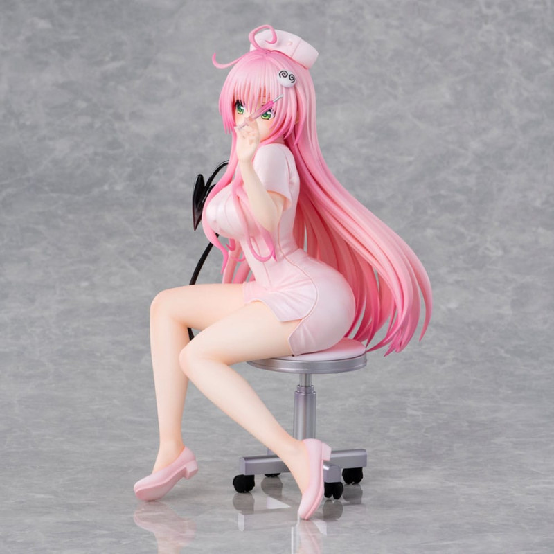 To Love-Ru Darkness Statue PVC Lara Satalin Deviluke Nurse Cos 26 cm 9