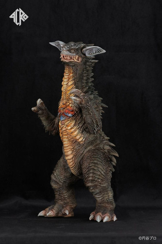 Ultraman Kaiju Remix Series Vinyl Figure Gyango 30 cm 10
