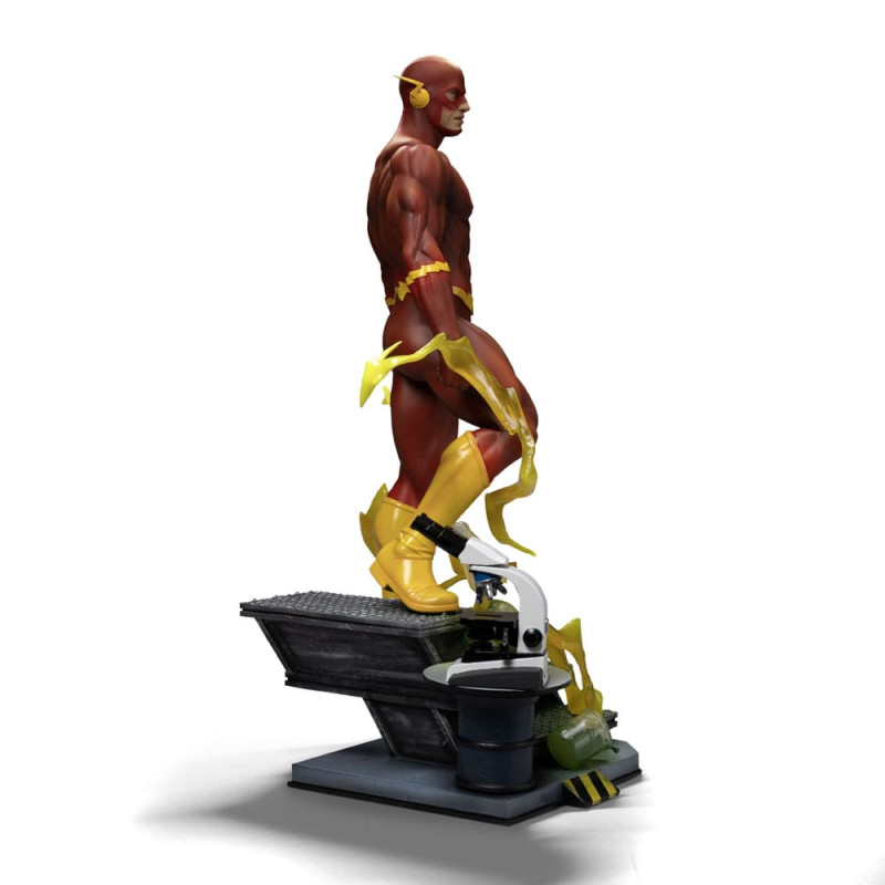 DC Comics Legacy Replica Statue 1/4 Flash 54 cm 3