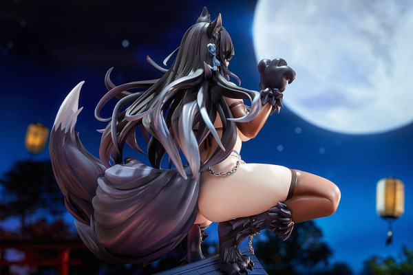 Azur Lane PVC Statue 1/7 Atago: Full Moon's Feral Wolf Ver. 24 cm 4