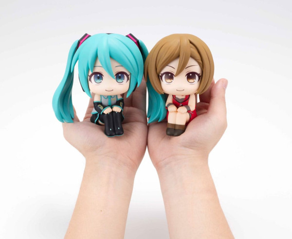 Character Vocal Series Look Up PVC Statue Hatsune Miku & Meiko Set (with gift) 11 cm 1