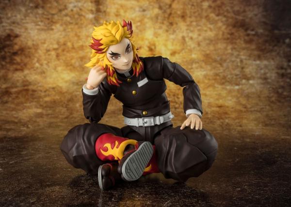 Demon Slayer: Kimetsu no Yaiba S.H.Figuarts Action Figure Kyojuro Rengoku 15 cm 2