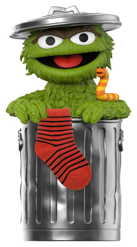 Sesame Street SuperSize Vinyl Figure Oscar The Grouch 1