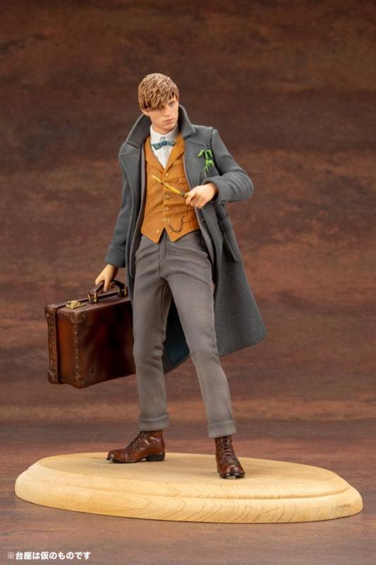 Fantastic Beasts 2 ARTFX+ PVC Statue 1/10 Newt Scamander 18 cm