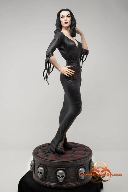 Vampira Statue 1/6 43 cm