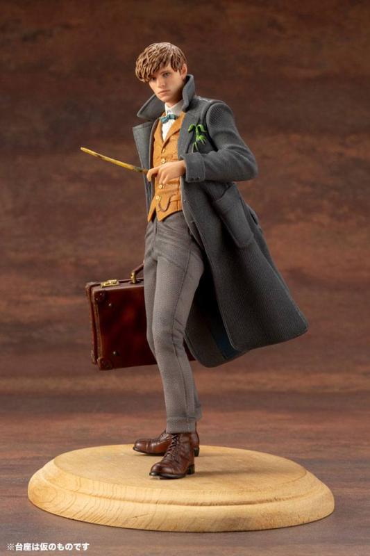 Fantastic Beasts 2 ARTFX+ PVC Statue 1/10 Newt Scamander 18 cm