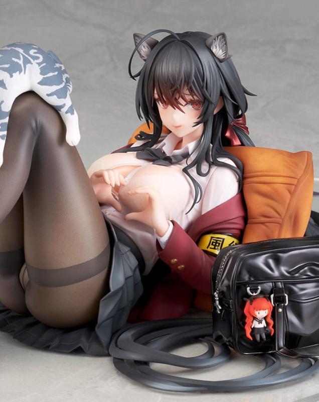 Azur Lane PVC Statue 1/7 Taiho Sweet Time After School Ver. 32 cm